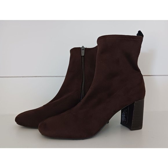 Donald Pliner Shoes - Donald Pliner Dark Brown Cattie Bootie/NWOB, 7M